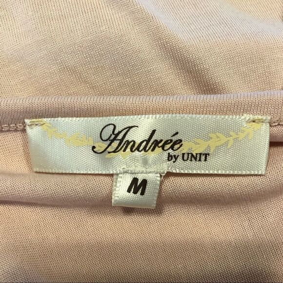 Sz M Andree by Unit Pale Pink Top - Picture 8 of 9